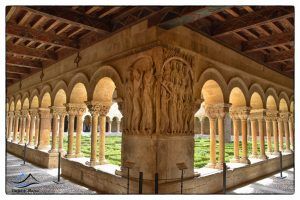 Claustro del monasterio de Santo Domingo de Silos
