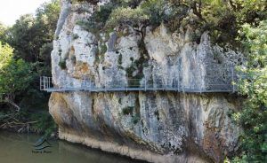 El Ebro encajonado en el desfiladero de los Hocinos