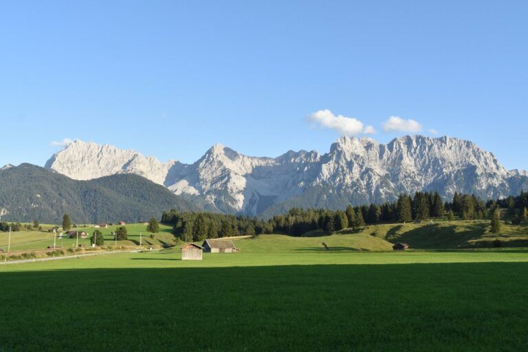 Los Alpes cerca de Mittenwald