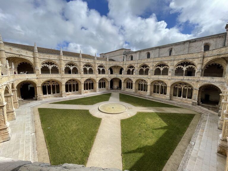 Claustro del Monasterio de los Jerónimos en Belém