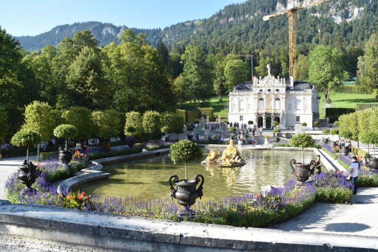 El palacio de Linderhof y sus jardines