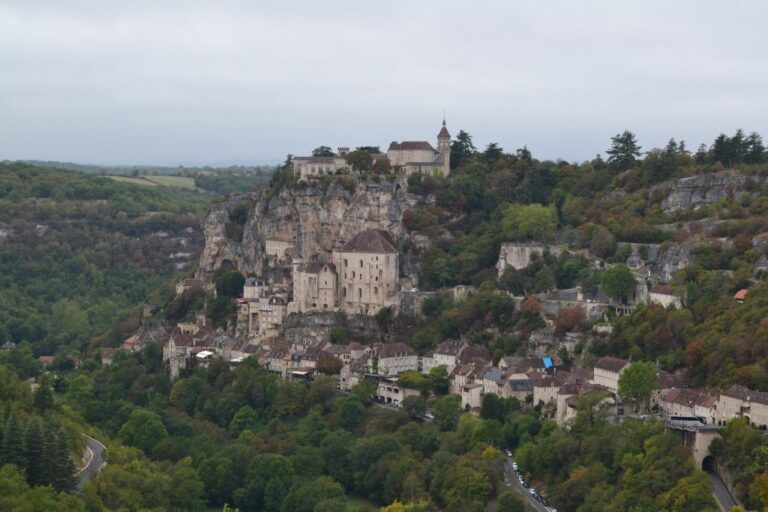 Rocamadour colgado del acantilado